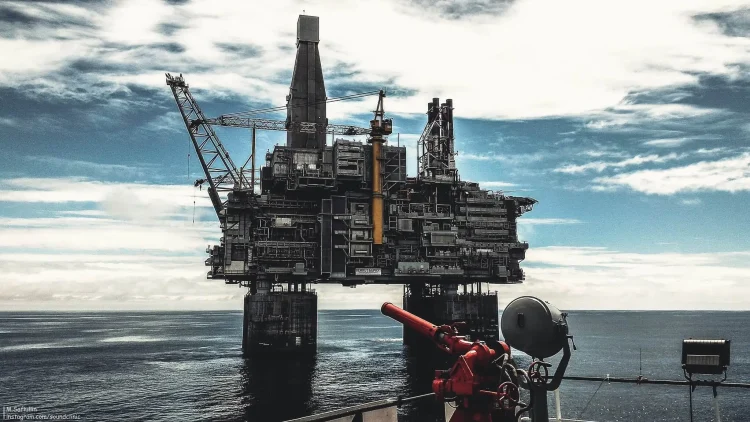 the berkut oil rig